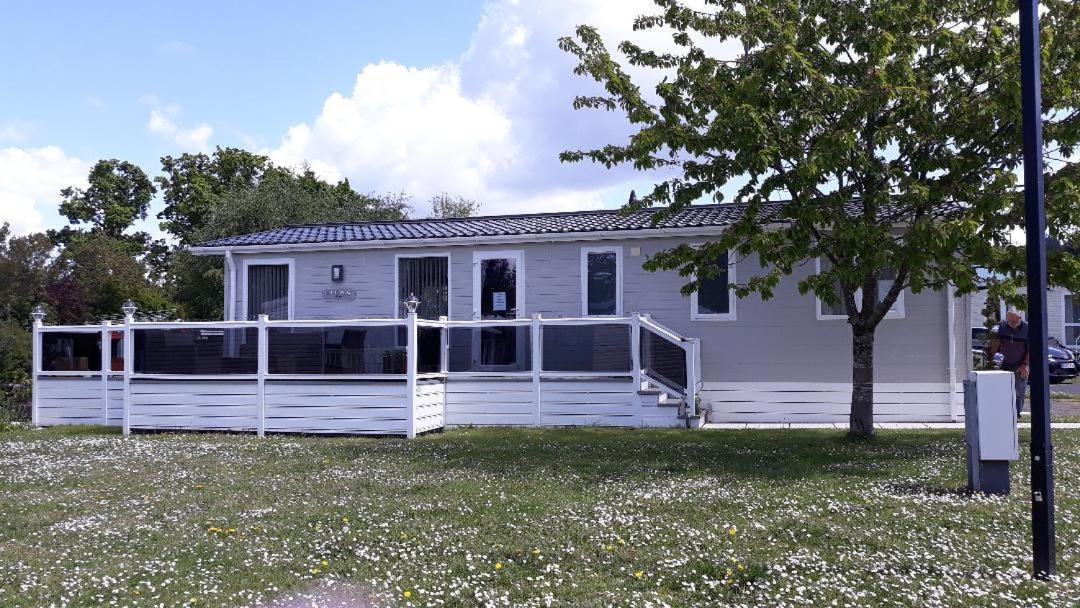 Luxury 6 Berth Lodge At Quince 10 فيرنداون المظهر الخارجي الصورة
